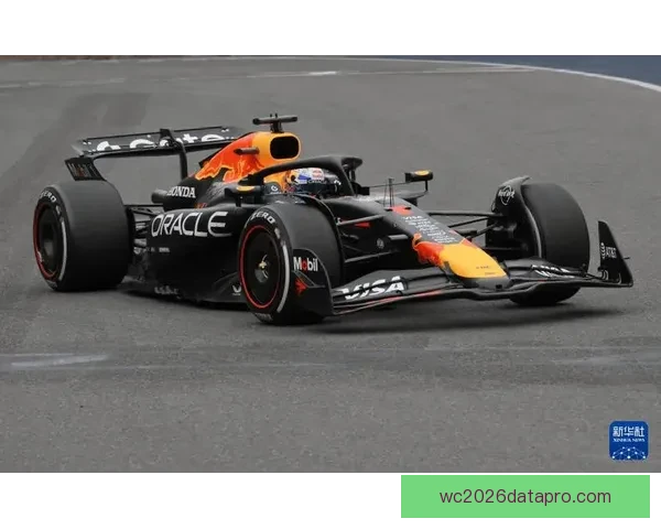 F1赛季最新动态各车队表现解析冠军争夺走势与技术升级全景观察